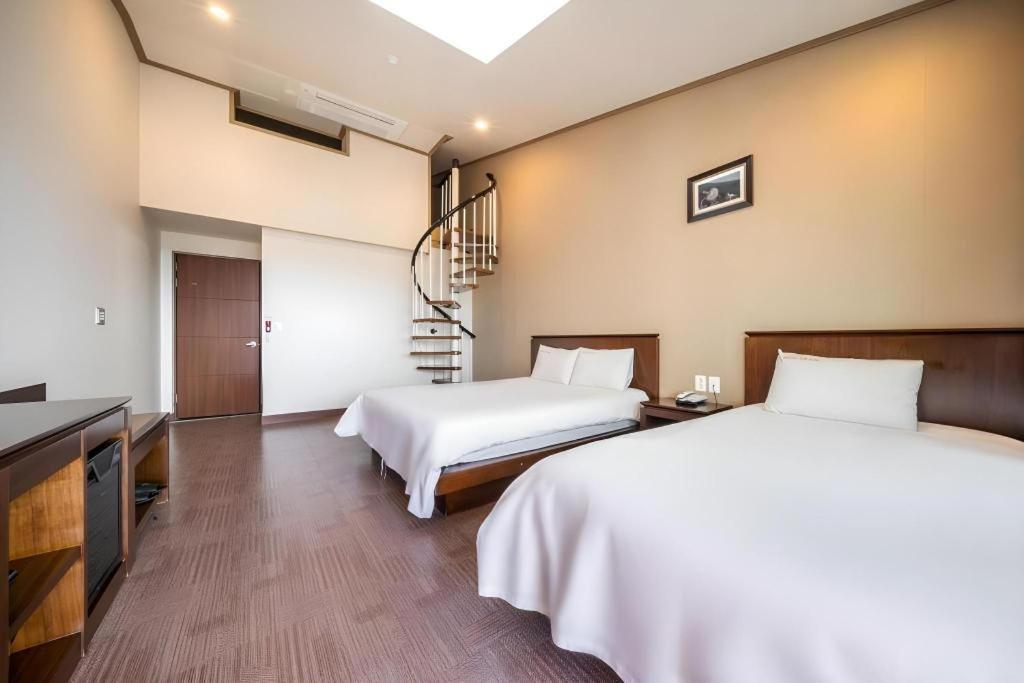 Sea View Hotel Jeju Exterior photo