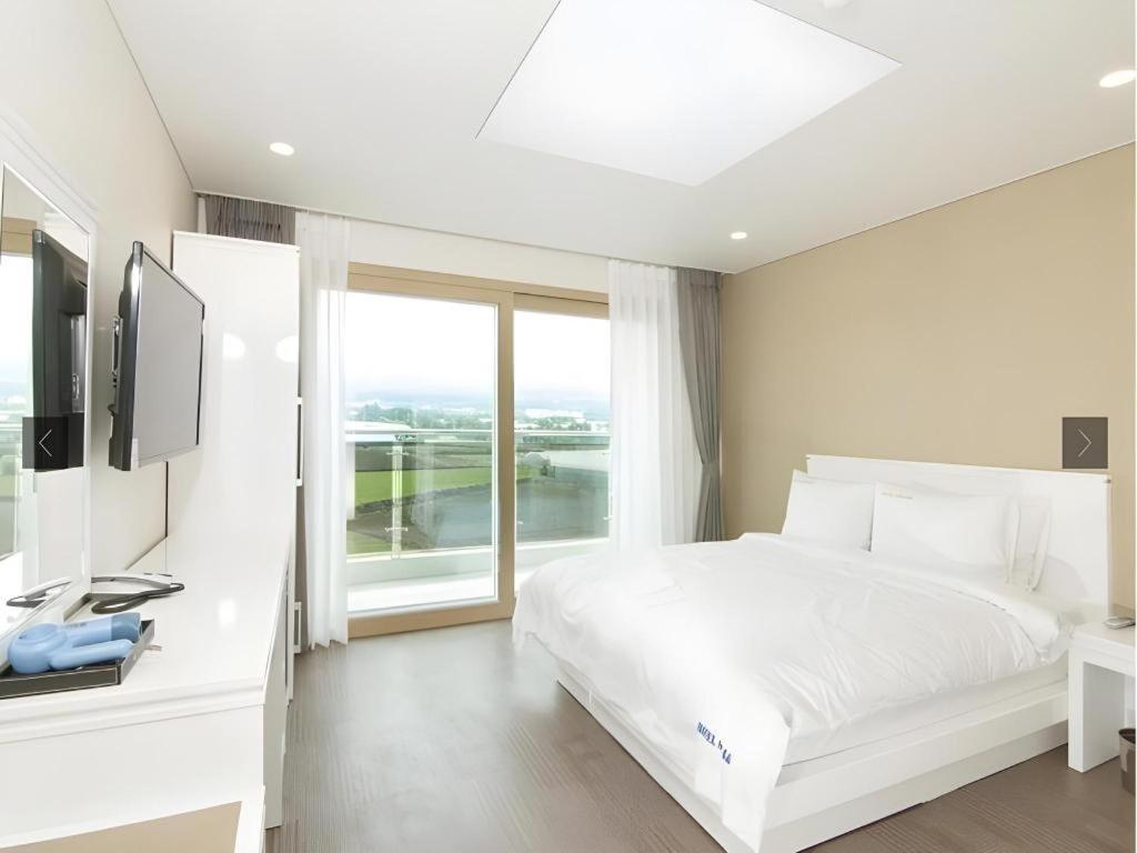 Sea View Hotel Jeju Exterior photo