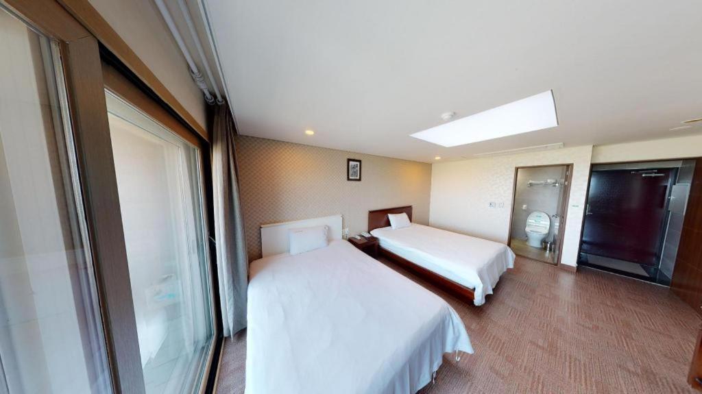 Sea View Hotel Jeju Exterior photo