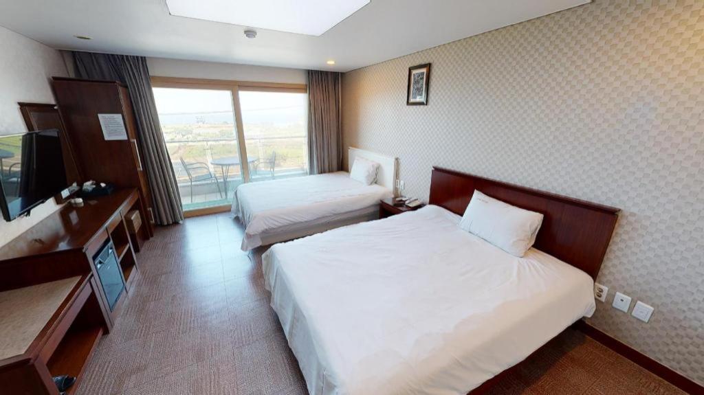 Sea View Hotel Jeju Exterior photo