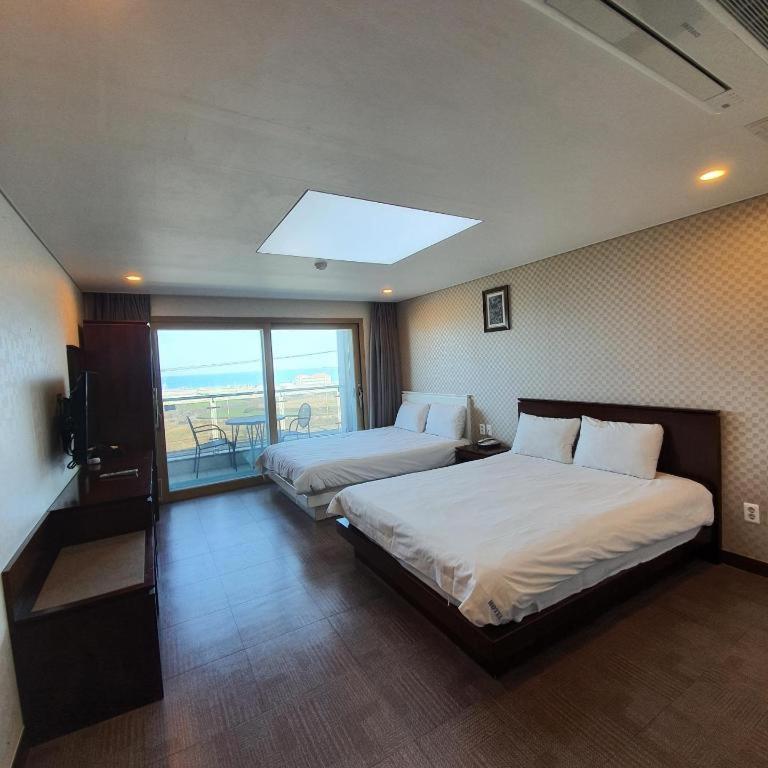 Sea View Hotel Jeju Exterior photo