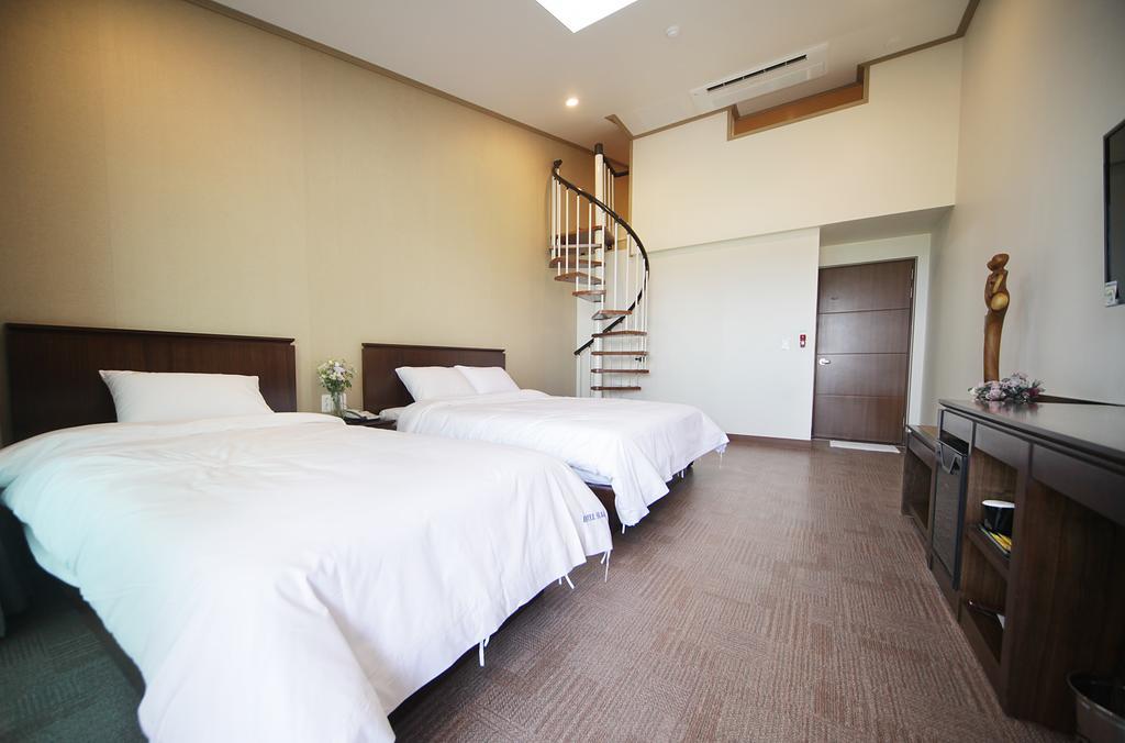 Sea View Hotel Jeju Room photo
